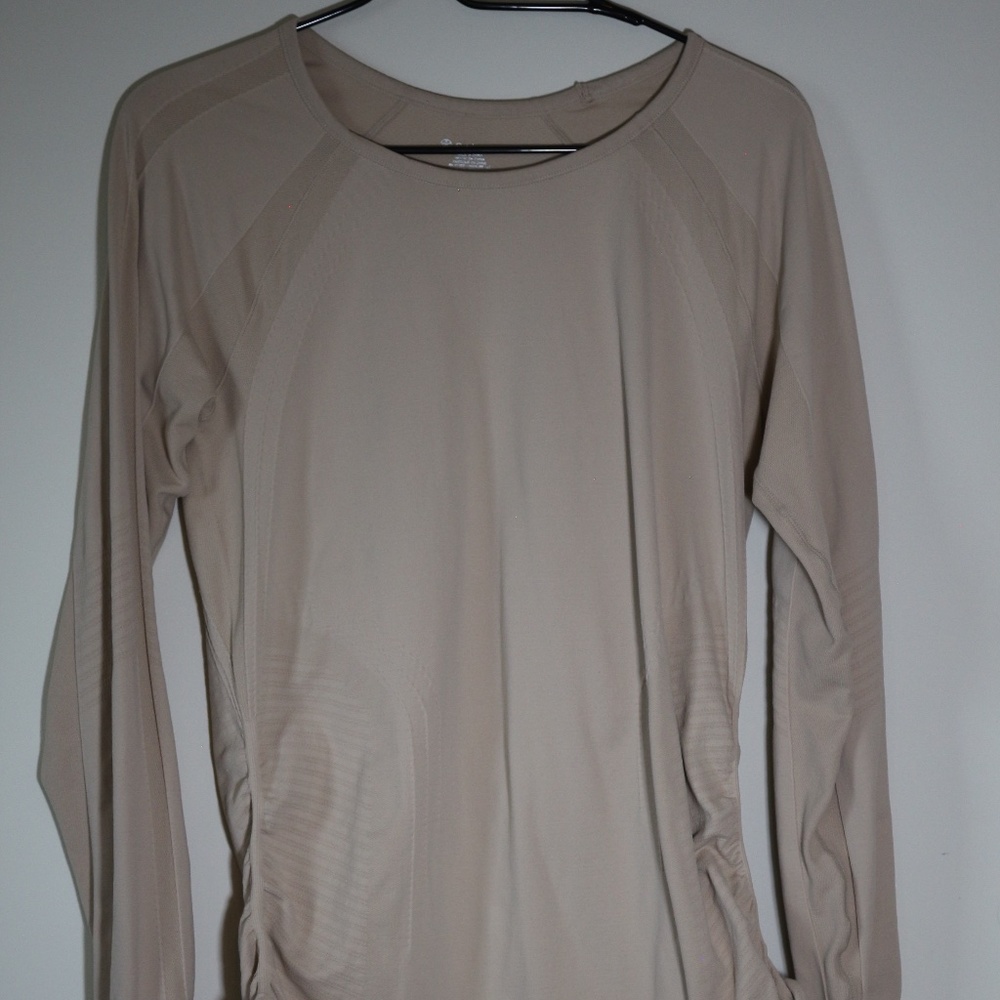 Gaiam Warrior Seamless Scoopneck Tee
